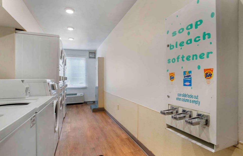 Extended Stay America Select Suites - Gulfport Hotel in Gulfport