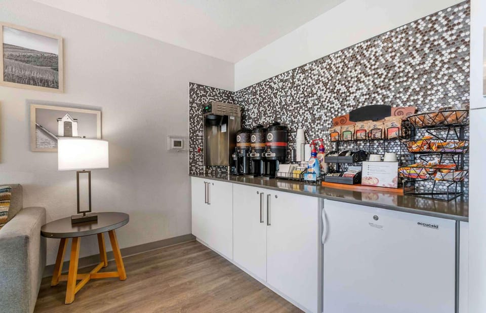 Extended Stay America Suites - Portland - East Hotel in Gresham