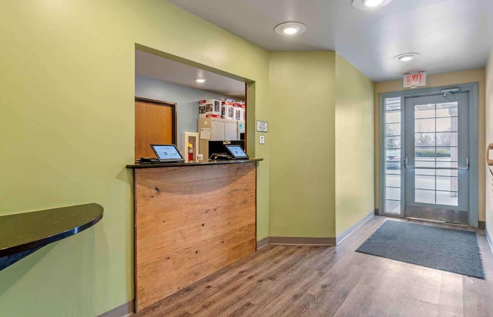 Extended Stay America Select Suites - Indianapolis - Greenwood Hotel in Greenwood