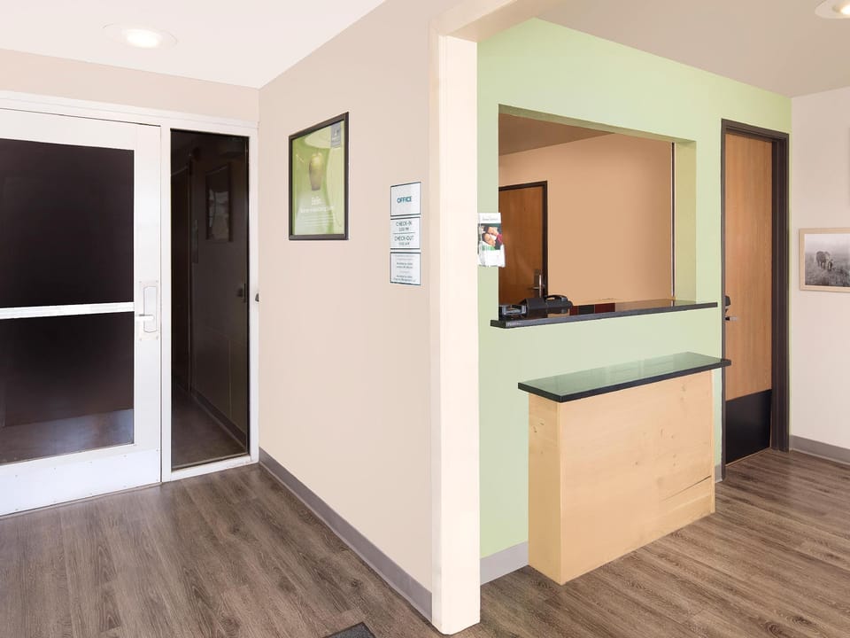 Extended Stay America Select Suites - Jackson - South Hotel in Mississippi