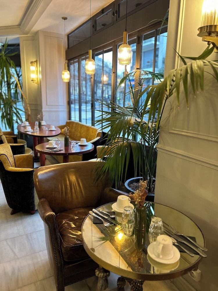 Hotel Eiffel Villa Garibaldi Hotel in Paris
