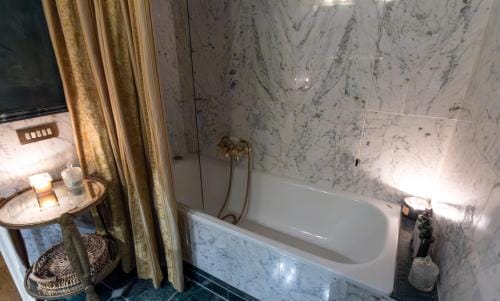 Domus Tua Hotel in Modena