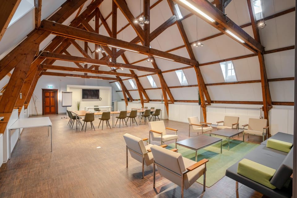 Bovendonk Business- & Eventlocatie Hoeven Hotel in North Brabant (province)