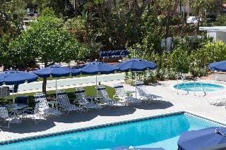 Holiday House Hotel in Palm Springs