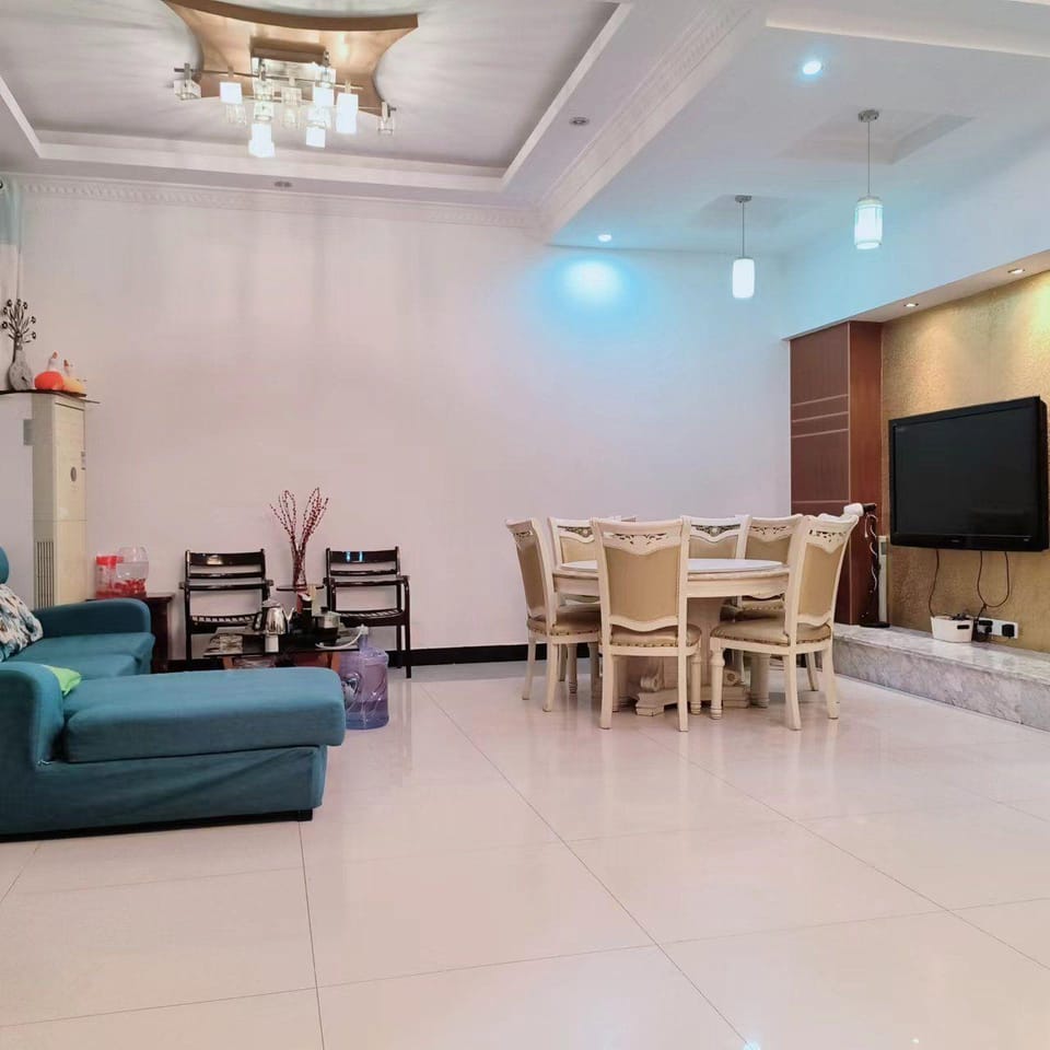 Shanghai Oriental Style Homestay Hotel in Shanghai