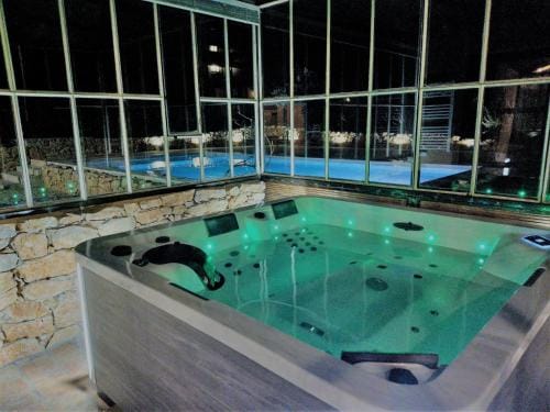 Les Pieds Tanques - Chambres d'hotes - Calanque a pieds Hotel in French Riviera