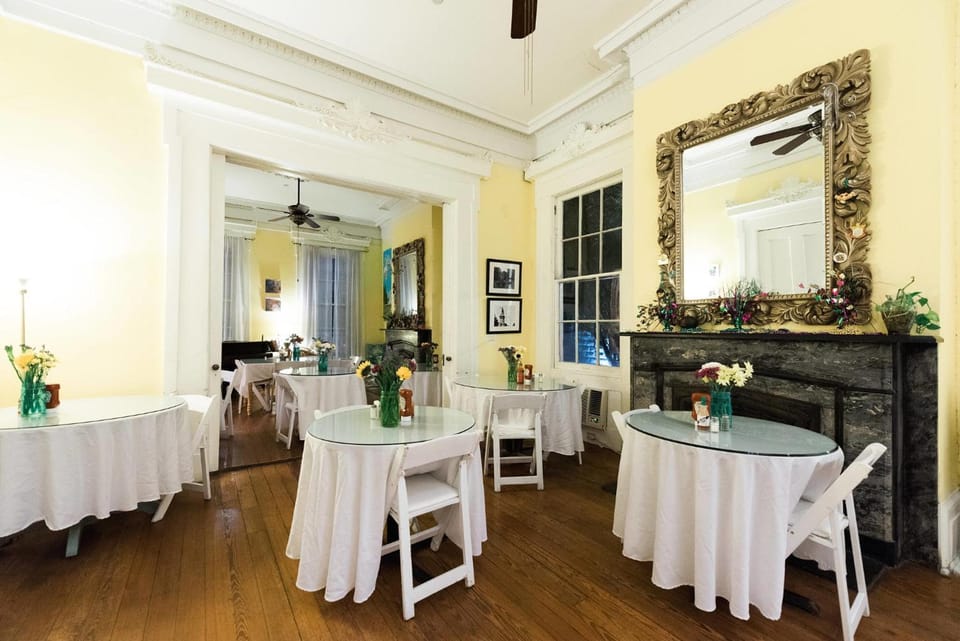 Creole Gardens Guesthouse and Inn Inn in Warehouse District