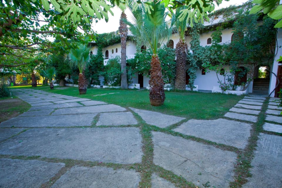 Damnoni Paradise Apartment hotel in Crete