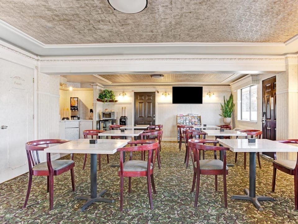 Niwas Inn Hotel in Fife