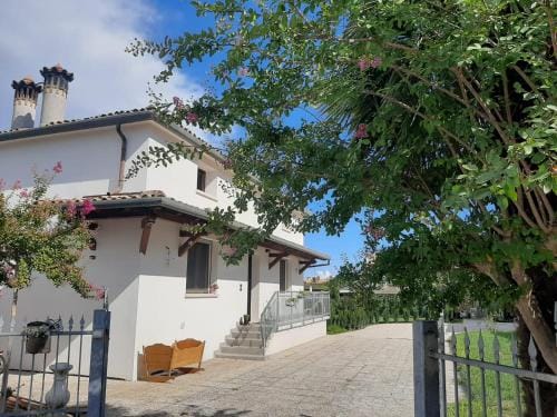 Locazione Turistica El Sghirlo Hotel in Vidor