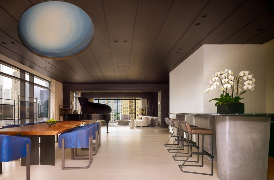 Shared lounge/TV area