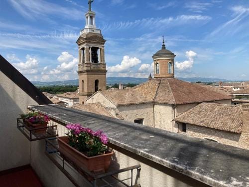 Affittacamere La Terrazza Sul Campanile Hotel in Foligno