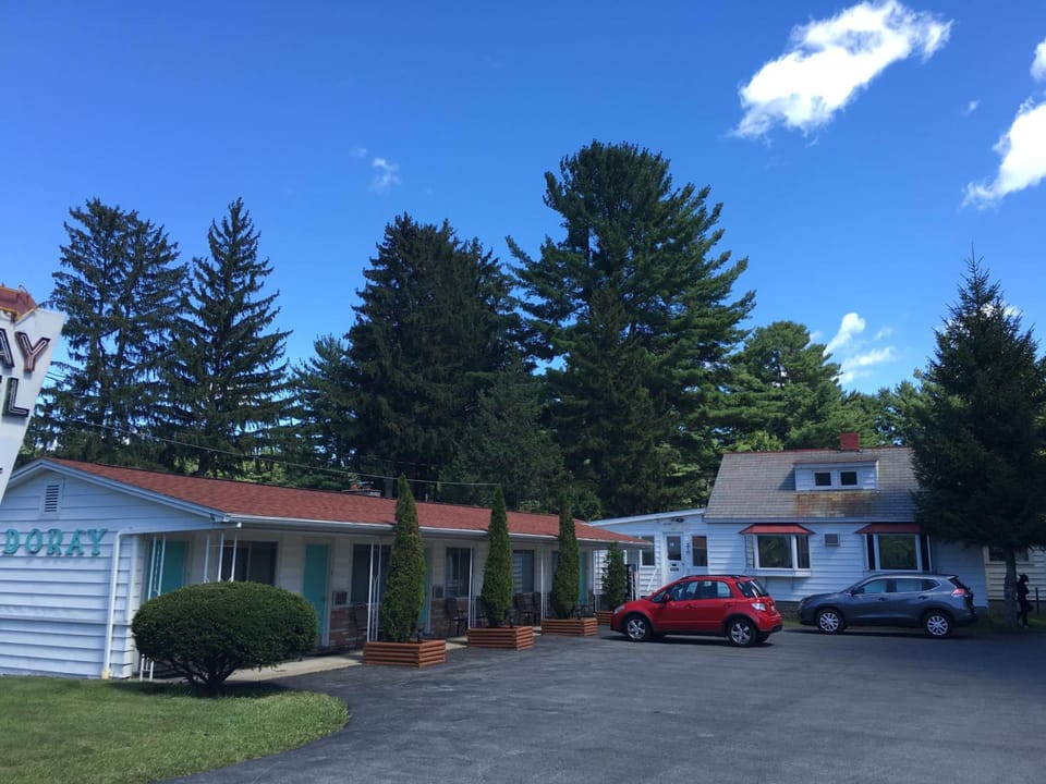 Doray Motel Lake George Motel in Queensbury