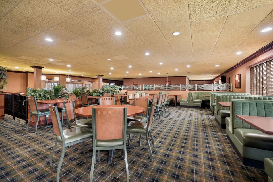 Suburban Studios Syracuse Fairgrounds Hotel in New York