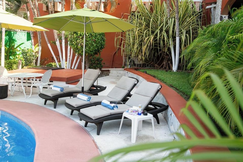 Hotel Zihua Caracol Hotel in Zihuatanejo