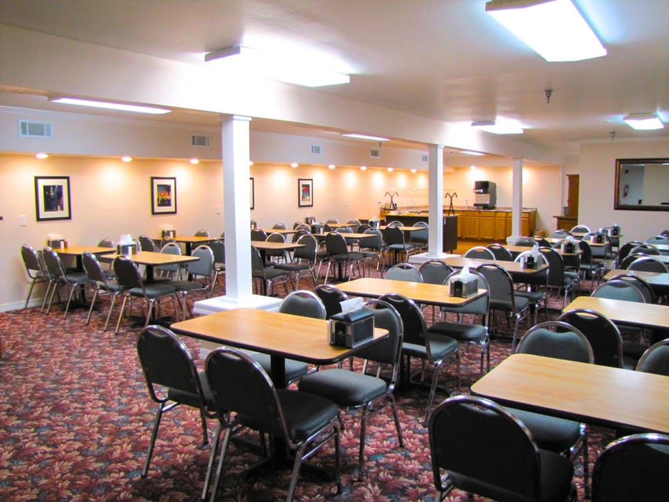 Dutton Inn Motel in Branson