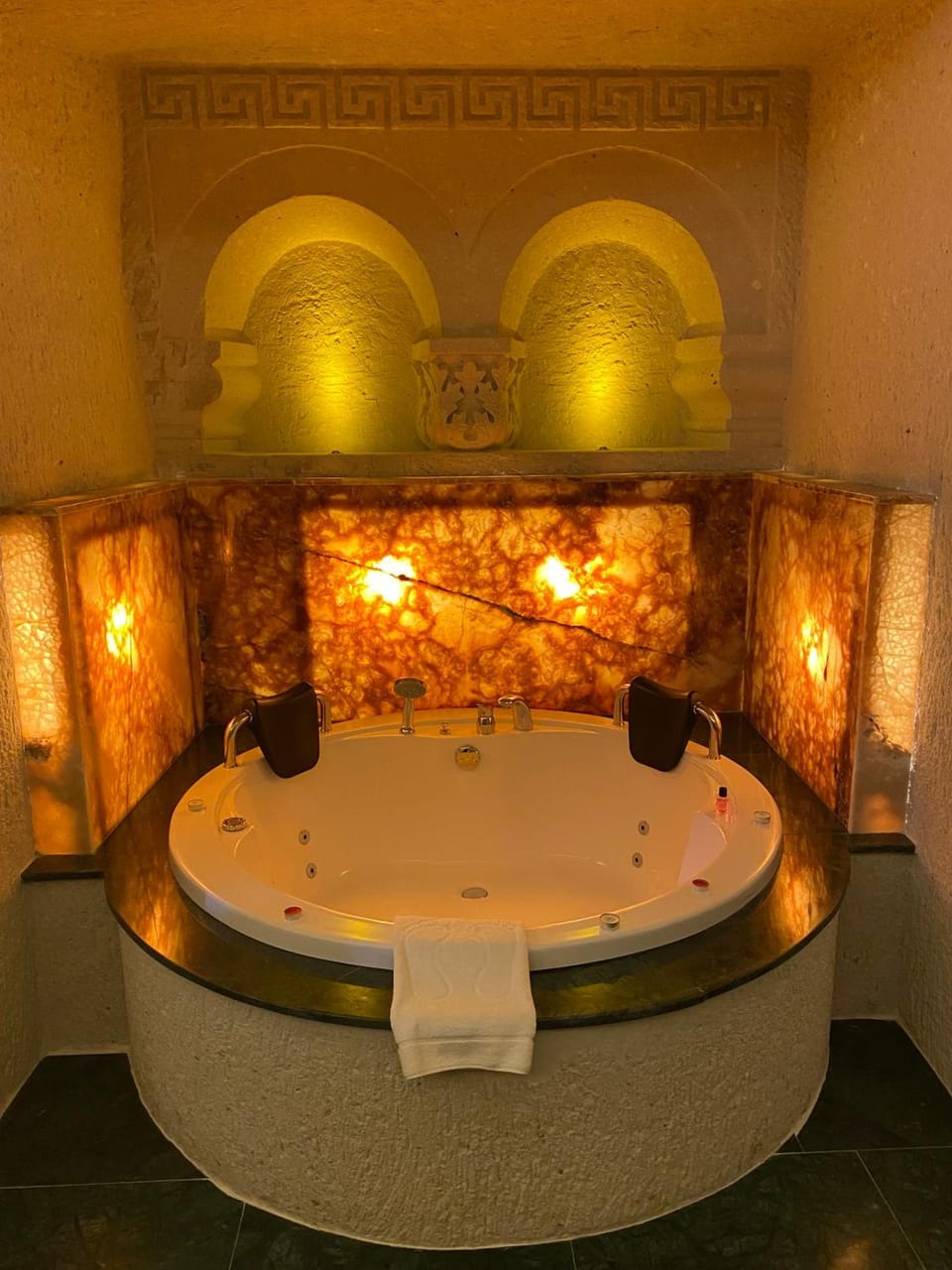 Abu Hayat Cave Suites Hotel in Kayseri, Türkiye