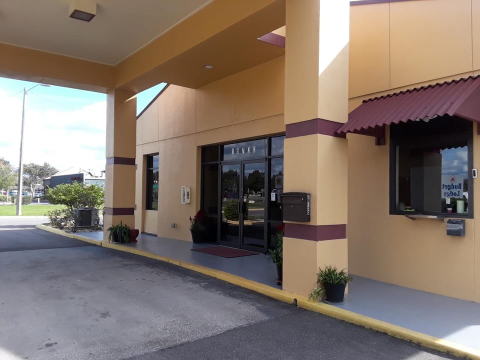 Budget Lodge Mount Dora Motel in Mount Dora