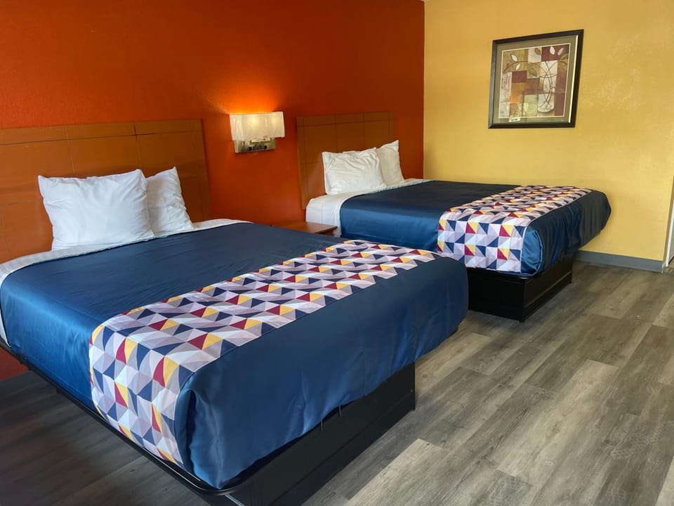 Economy Inn Hot Springs Motel in Hot Springs