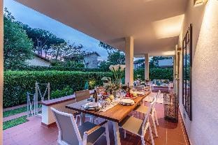 Regina Beach Villa, by the beach in Marina di Piet Hotel in Emilia-Romagna