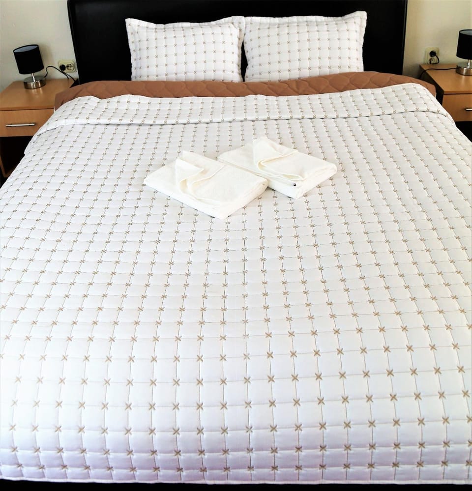 CAMP AMBASADOR BRATIN DOL Hotel in Municipality of Bitola, North Macedonia