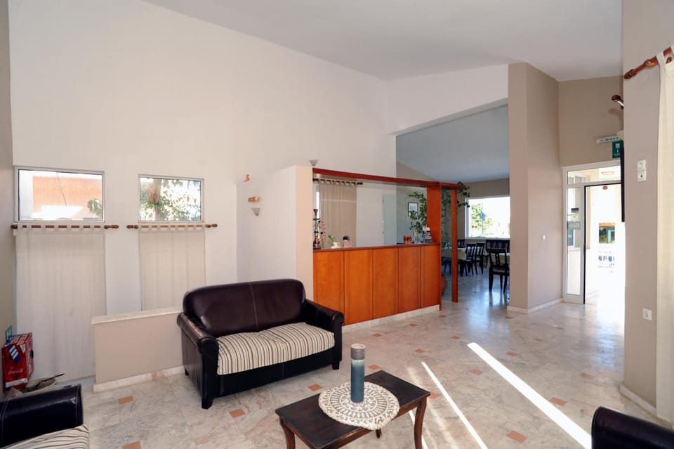 Evilion hotel Apartment hotel in Crete