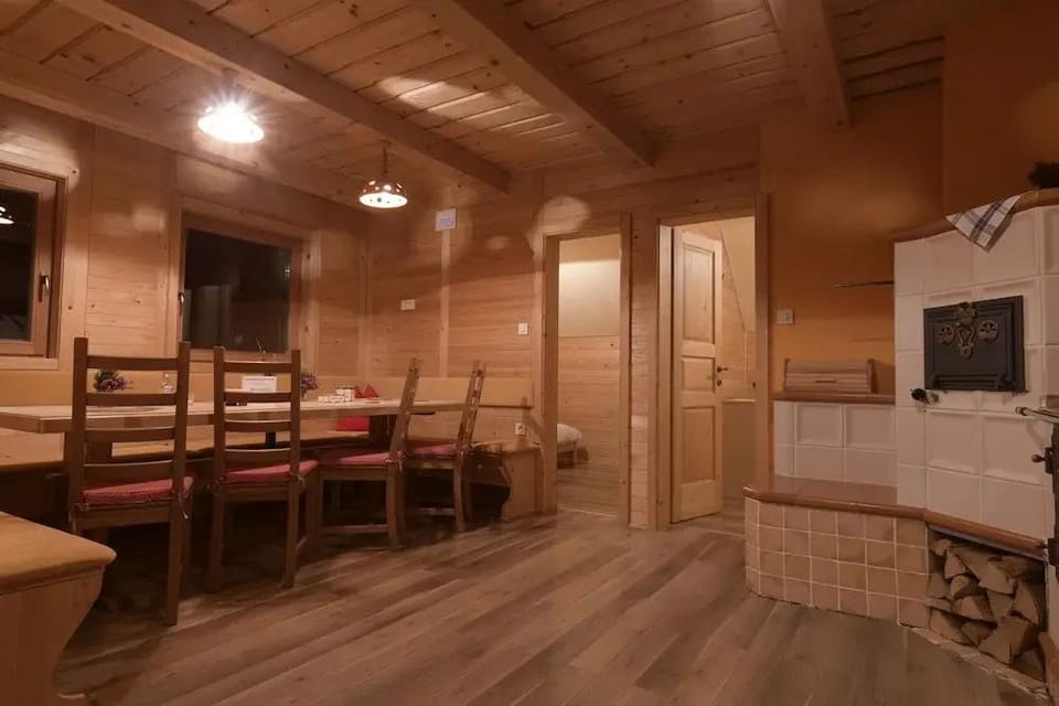 Koča Zlatorog - Velika planina Hotel in Slovenia