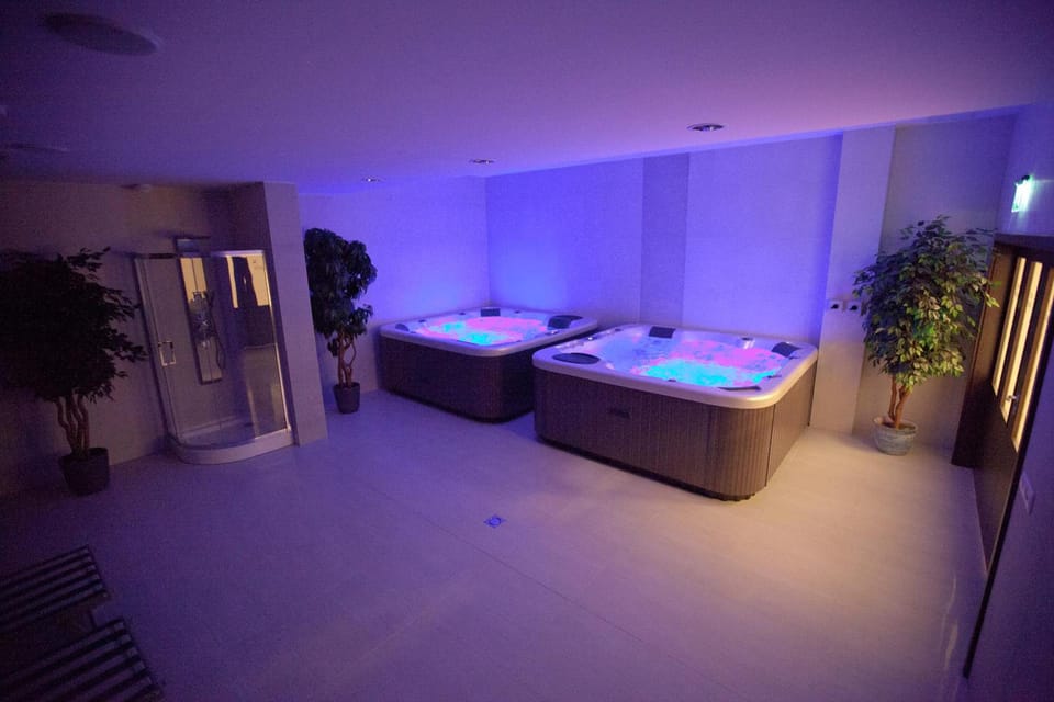 Ezusthid Hotel Hotel in Hungary