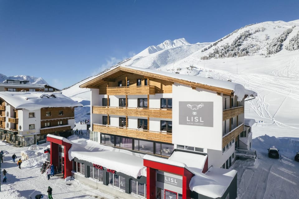 Hotel Lisl - Alpine Comfort Hotel in Tyrol