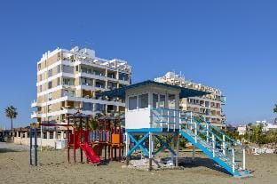 Mackenzie Castella Beachfront Suite Hotel in Larnaca
