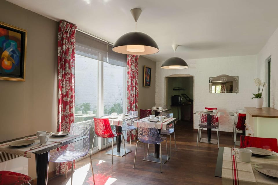 Relais du Silence La Ferme Blanche Hotel in Lille