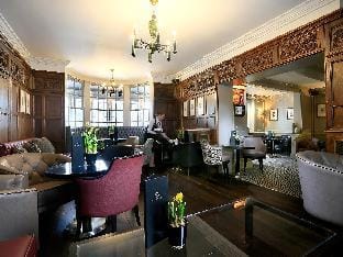 Macdonald Compleat Angler Hotel Hotel in Wycombe District