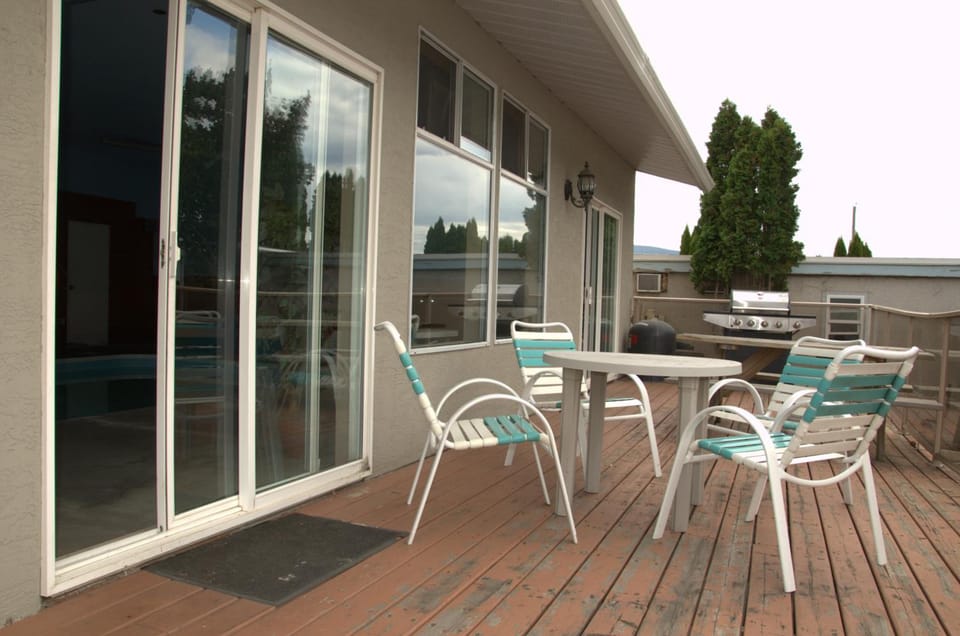 Best Budget Inn & Suites Kamloops Hotel in Kamloops