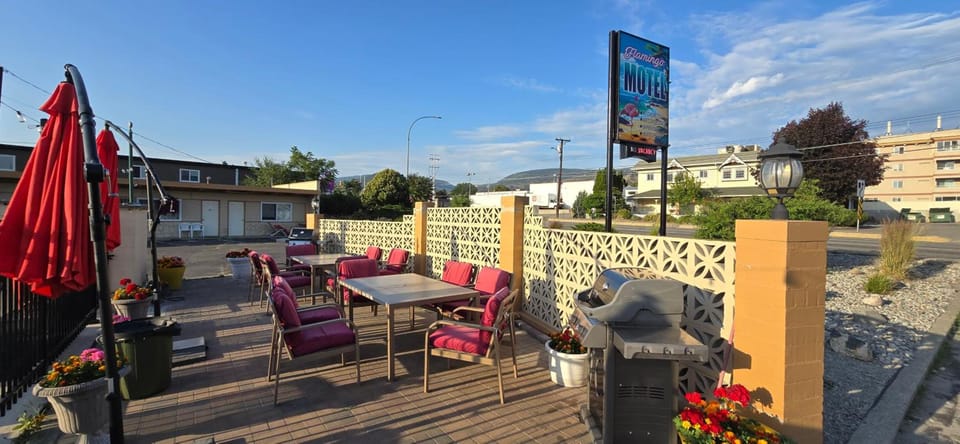 Flamingo Motel Motel in Penticton