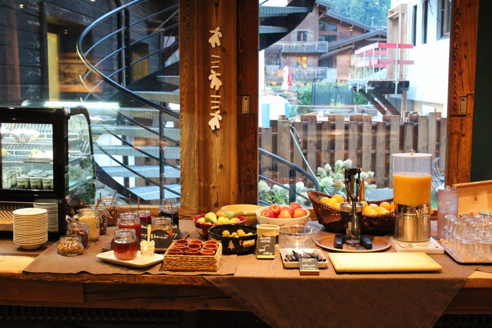 Fleur des Neiges Hotel in Les Gets