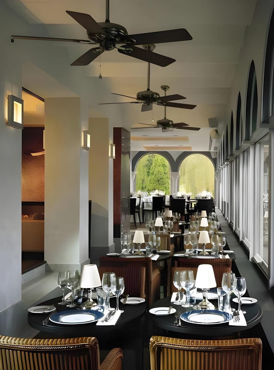 Martin's Chateau Du Lac Hotel in Flanders