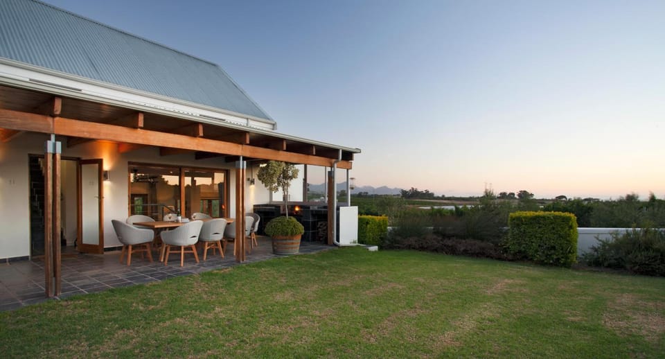 Klein Welmoed Luxury Guest House Hotel in Cape Town