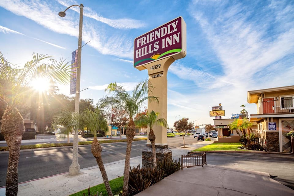 Friendly Hills Inn - Whittier, Los Angeles Motel in Whittier