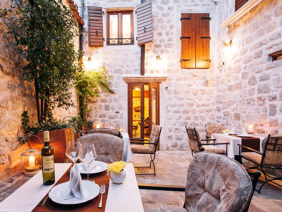 Hotel Galathea Hotel in Kotor Municipality