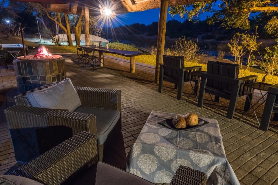Maninghi Lodge Lodge in South Africa