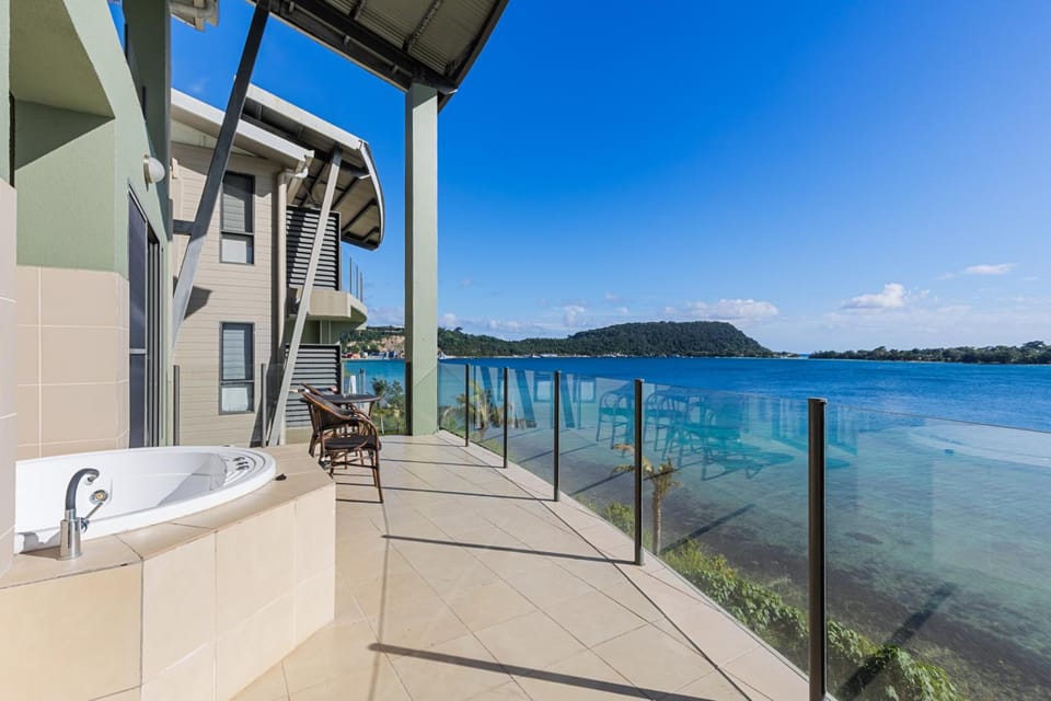 Hot tub