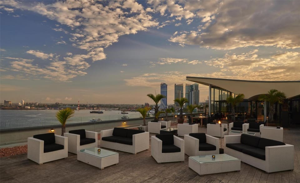 Bar/lounge