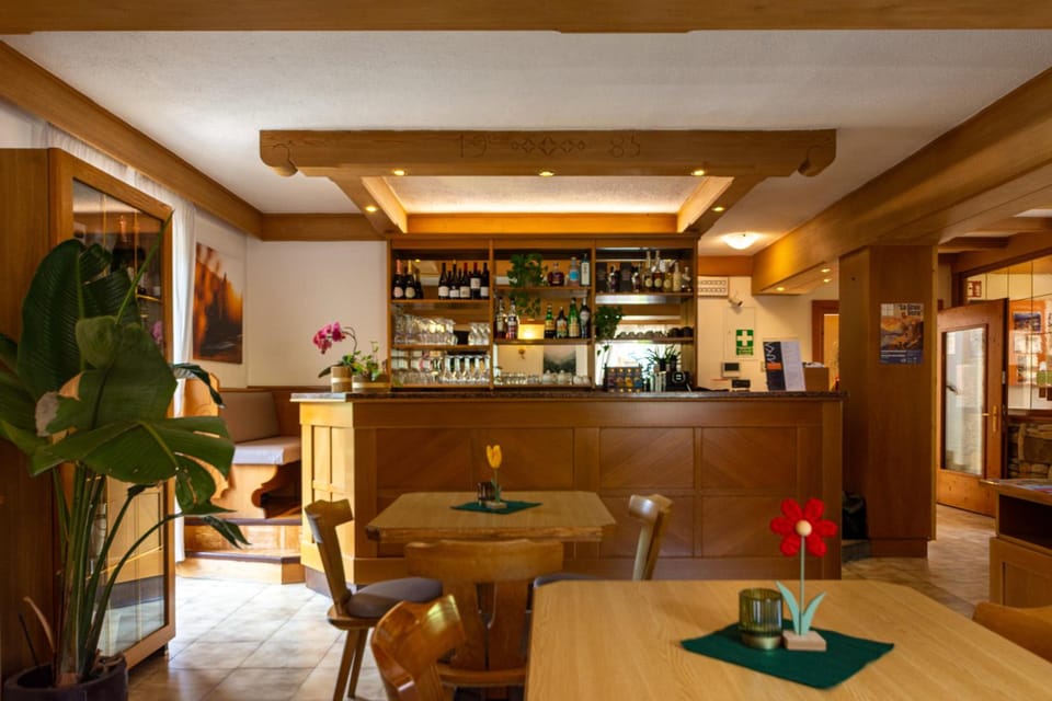 Bar/lounge