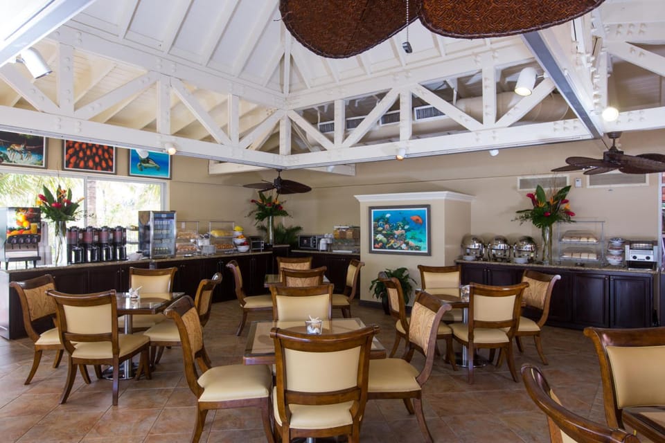 Comfort Suites Paradise Island Hotel in Nassau