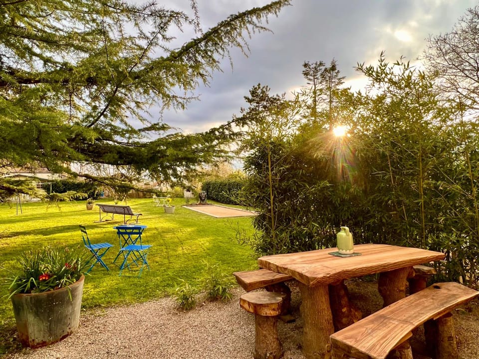 GSand Le Clos du May Hotel in Centre-Val de Loire