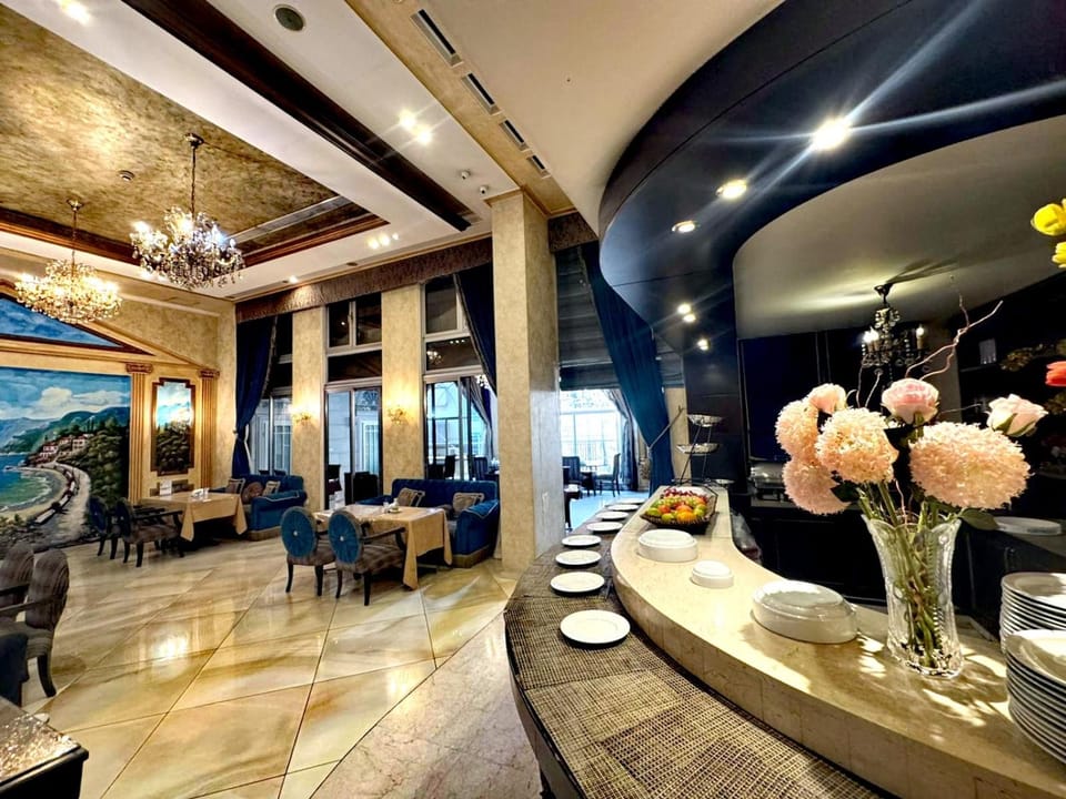 Queens Suite Hotel Hotel in Africa