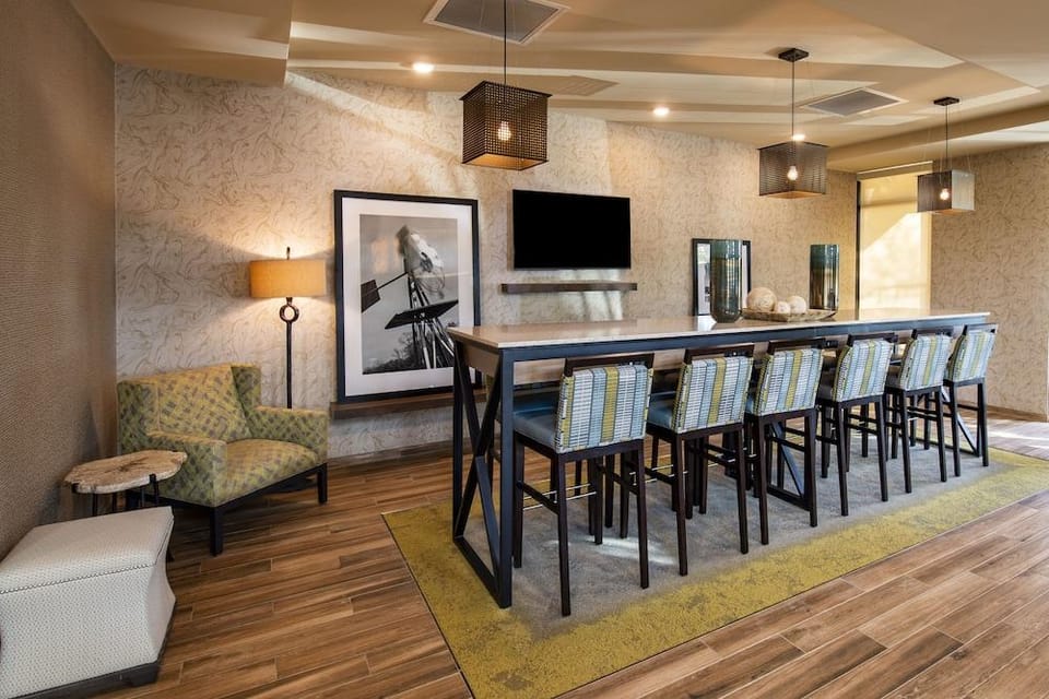 Hampton Inn & Suites Keller Town Center Hotel in Keller
