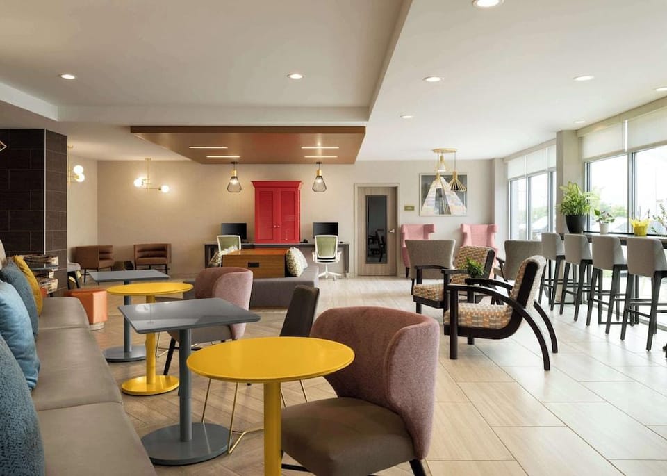 Home2 Suites Troy Hotel in Ohio