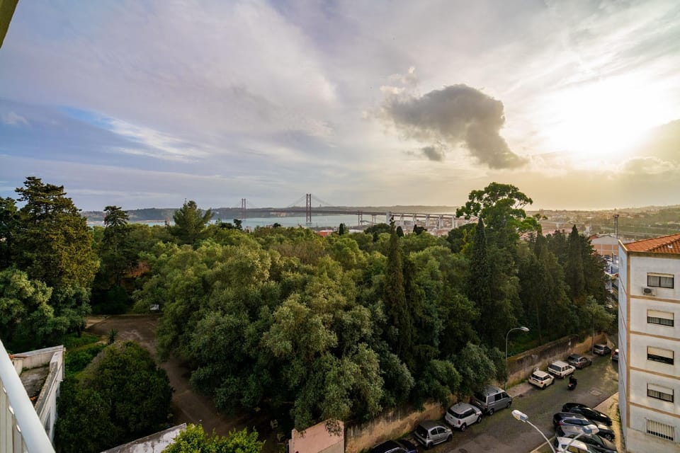 270 Panoramic View Premium Apartment Hotel in Lisbon