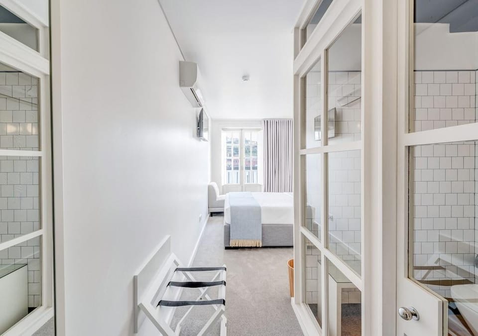 Miragaia Riverside Suites. Hotel in Porto